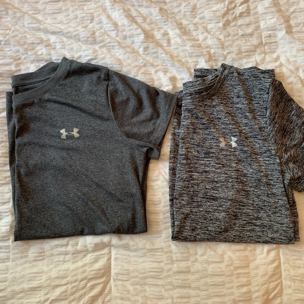 Two small under armor, heat gear t-shirts, grey and heather grey